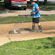 Professional-Soft-Wash-Garage-deck-Front-Porch-Pressure-Washing-Driveway-in-Boone-Iowa 2