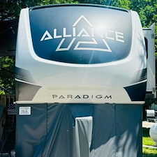 Top-Quality-RV-Exterior-Walls-Soft-Wash-Exterior-Window-Cleaning-in-Hampton-Iowa 4