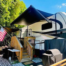 Top-Quality-RV-Exterior-Walls-Soft-Wash-Exterior-Window-Cleaning-in-Hampton-Iowa 1
